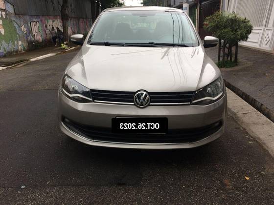 VOLKSWAGEN VOYAGE 1.6 MI HIGHLINE 8V FLEX 4P AUTOMATIZADO
